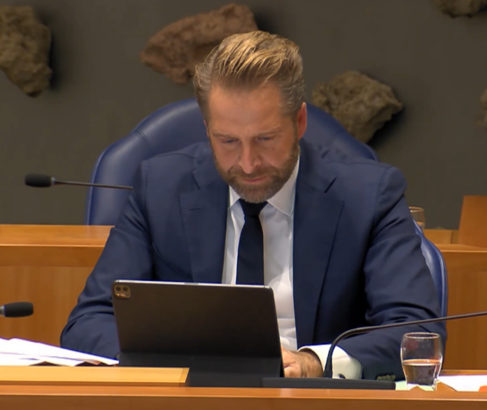 hugo de jonge plenaire zaal tweede kamer